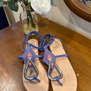 Comfy cool sandal!! Worn but still has some fun left!!!